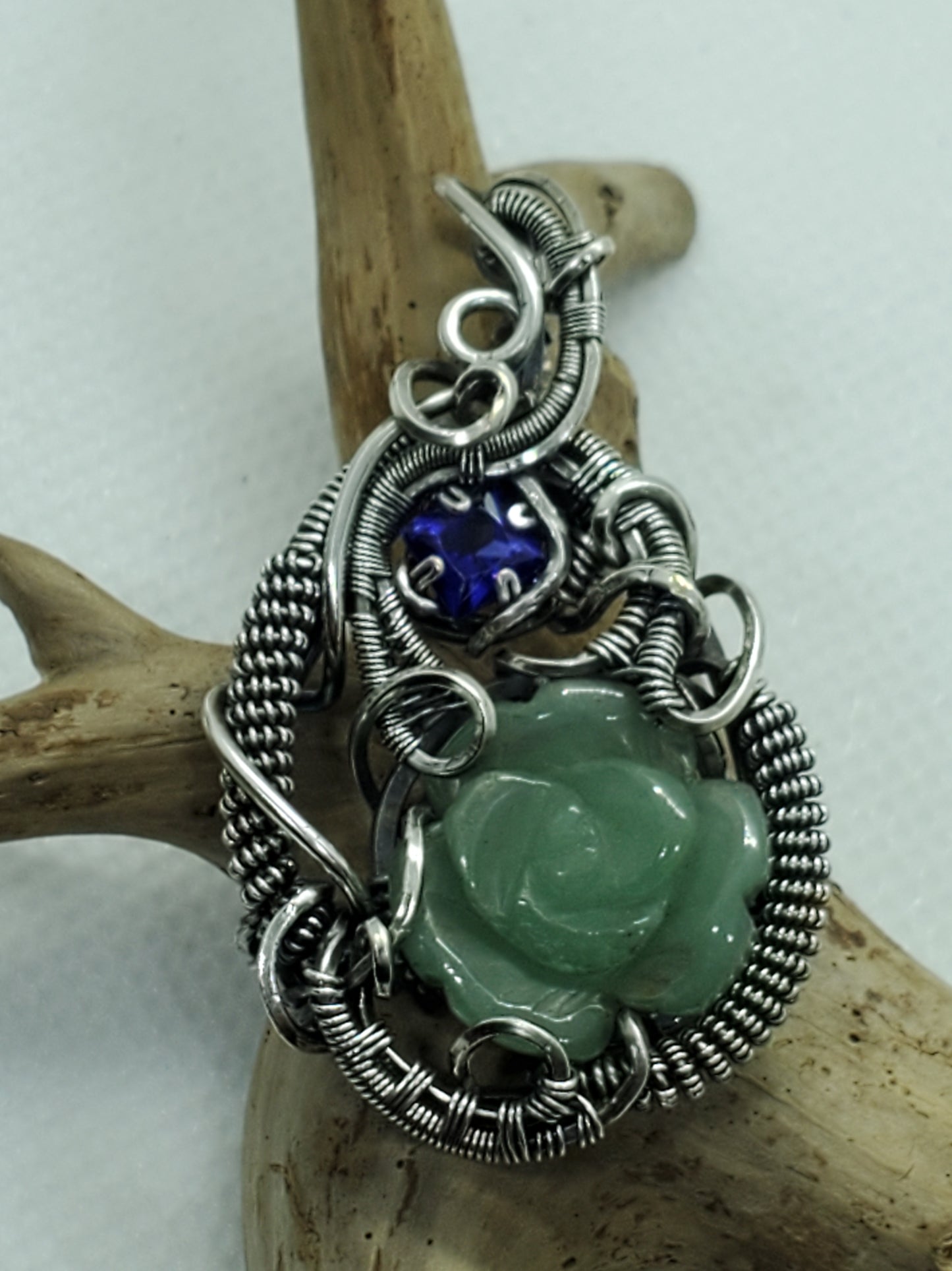 Carved Aventurine rose