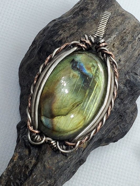 Yellow labradorite