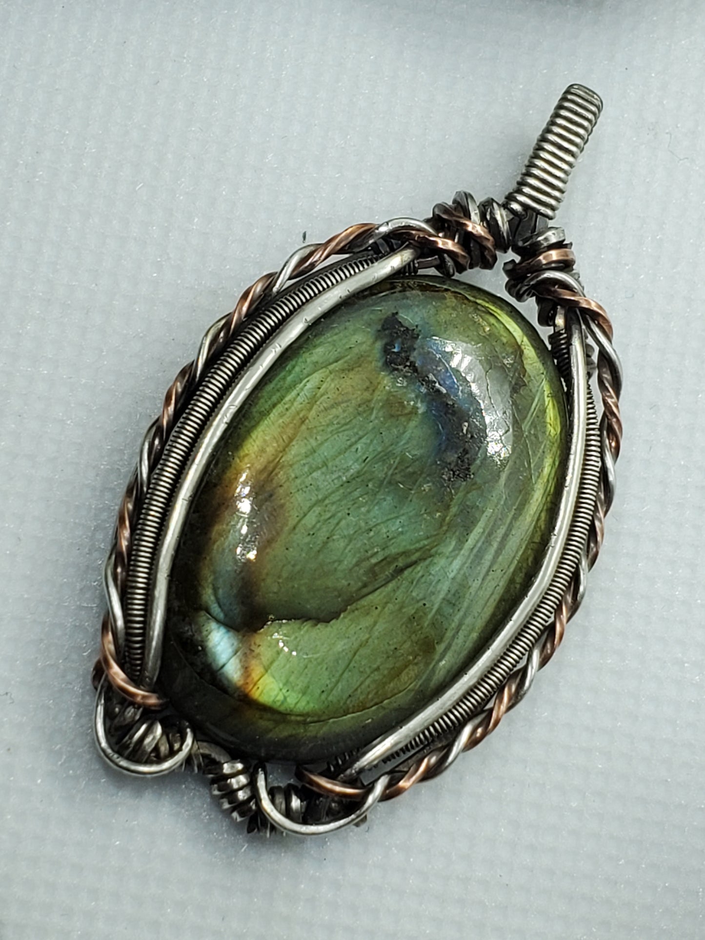 Yellow labradorite