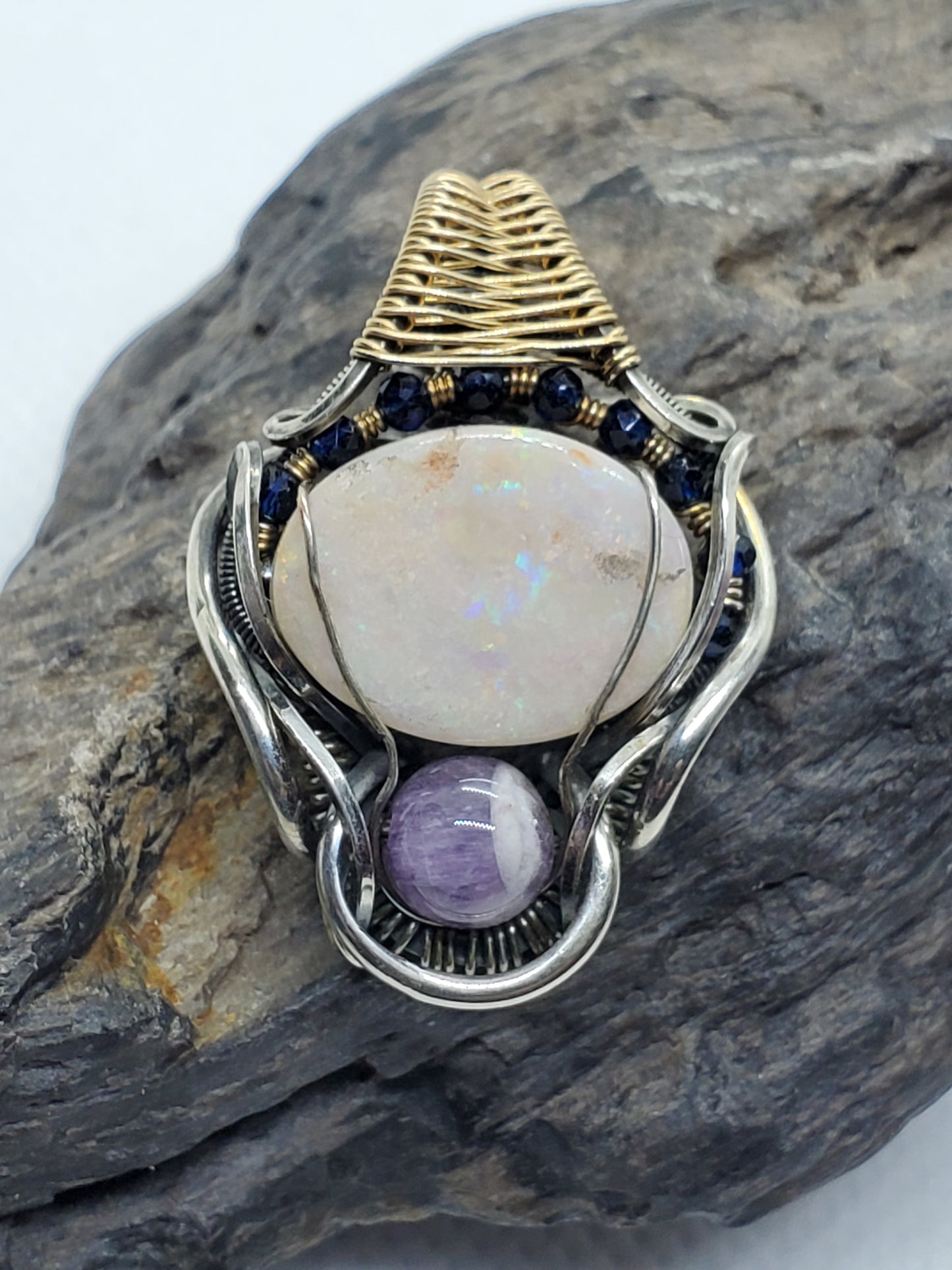Australian opal rub