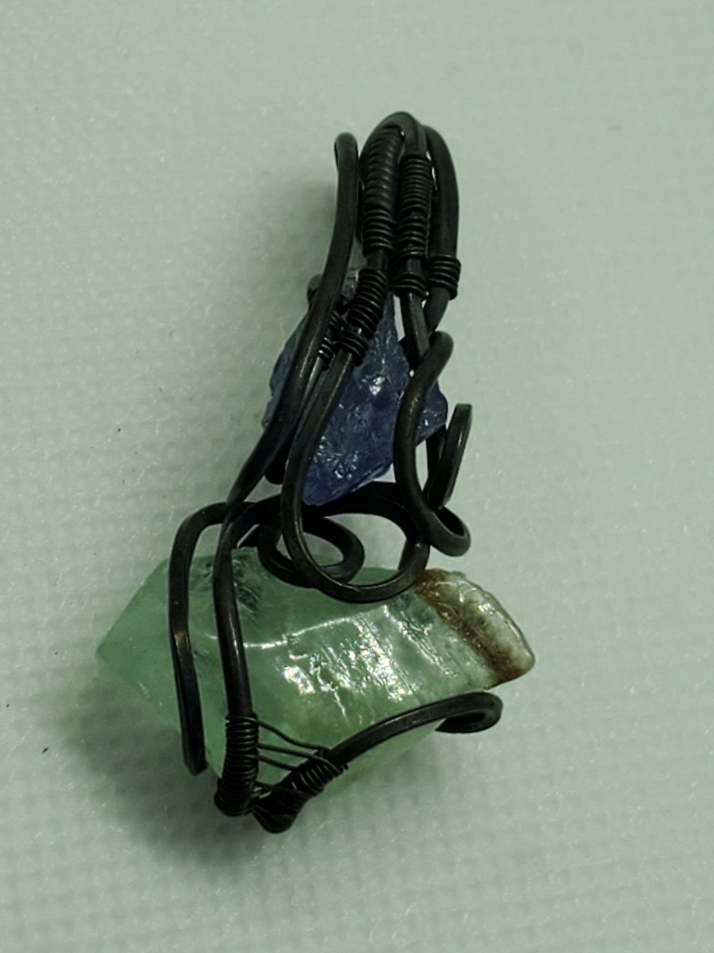Tanzanite/ flourite