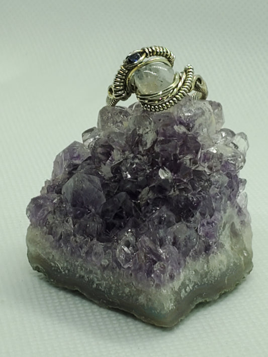 Size 7 1/2 moonstone & tanzanite