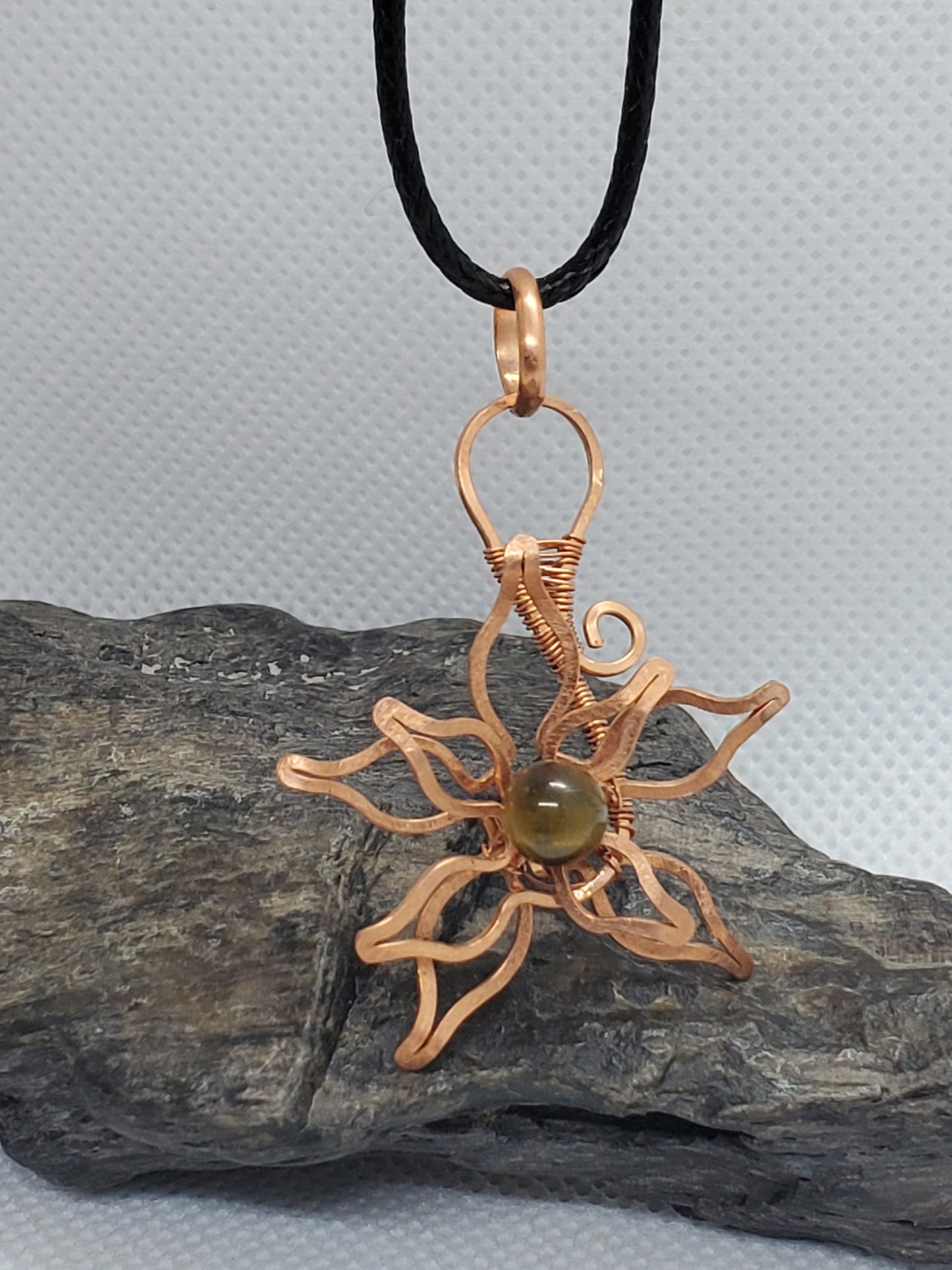 Tiger eye flower