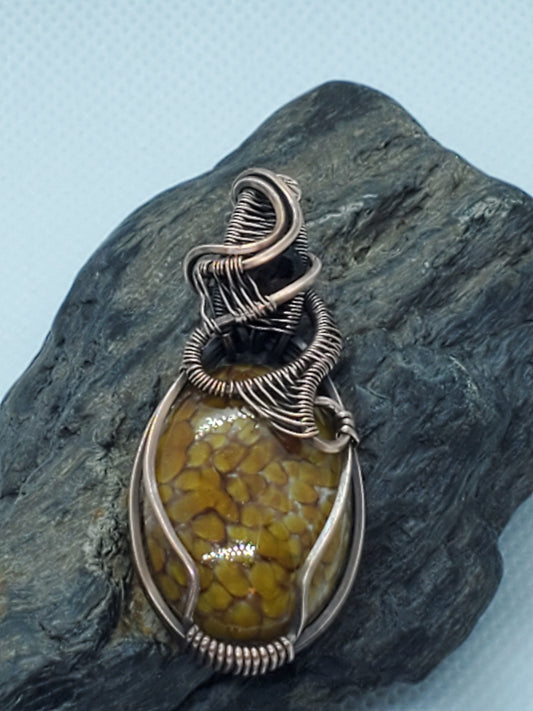 Honeycomb cab with smoky quartz