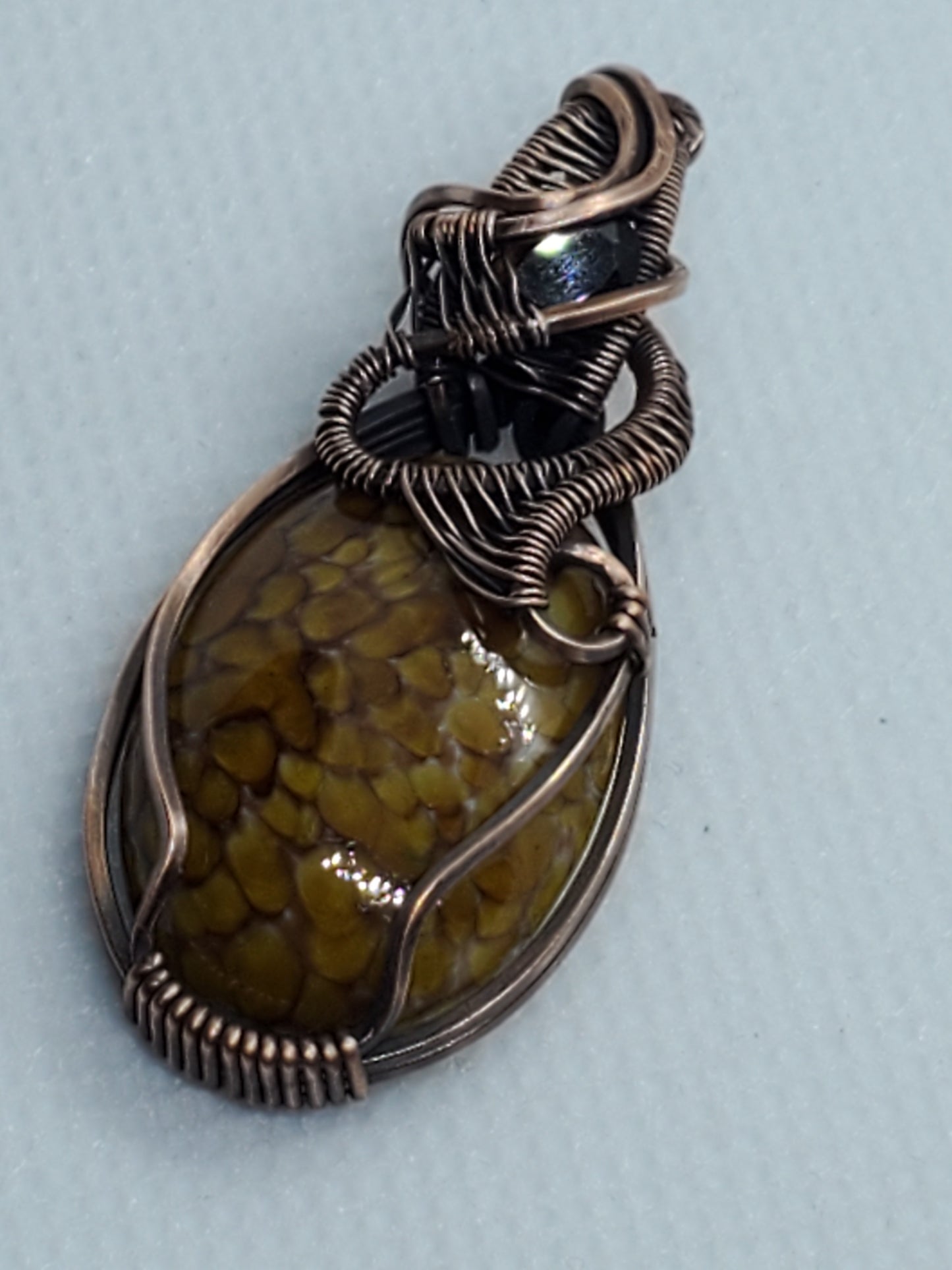 Honeycomb cab with smoky quartz