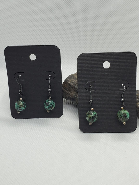 Turquoise bead earrings