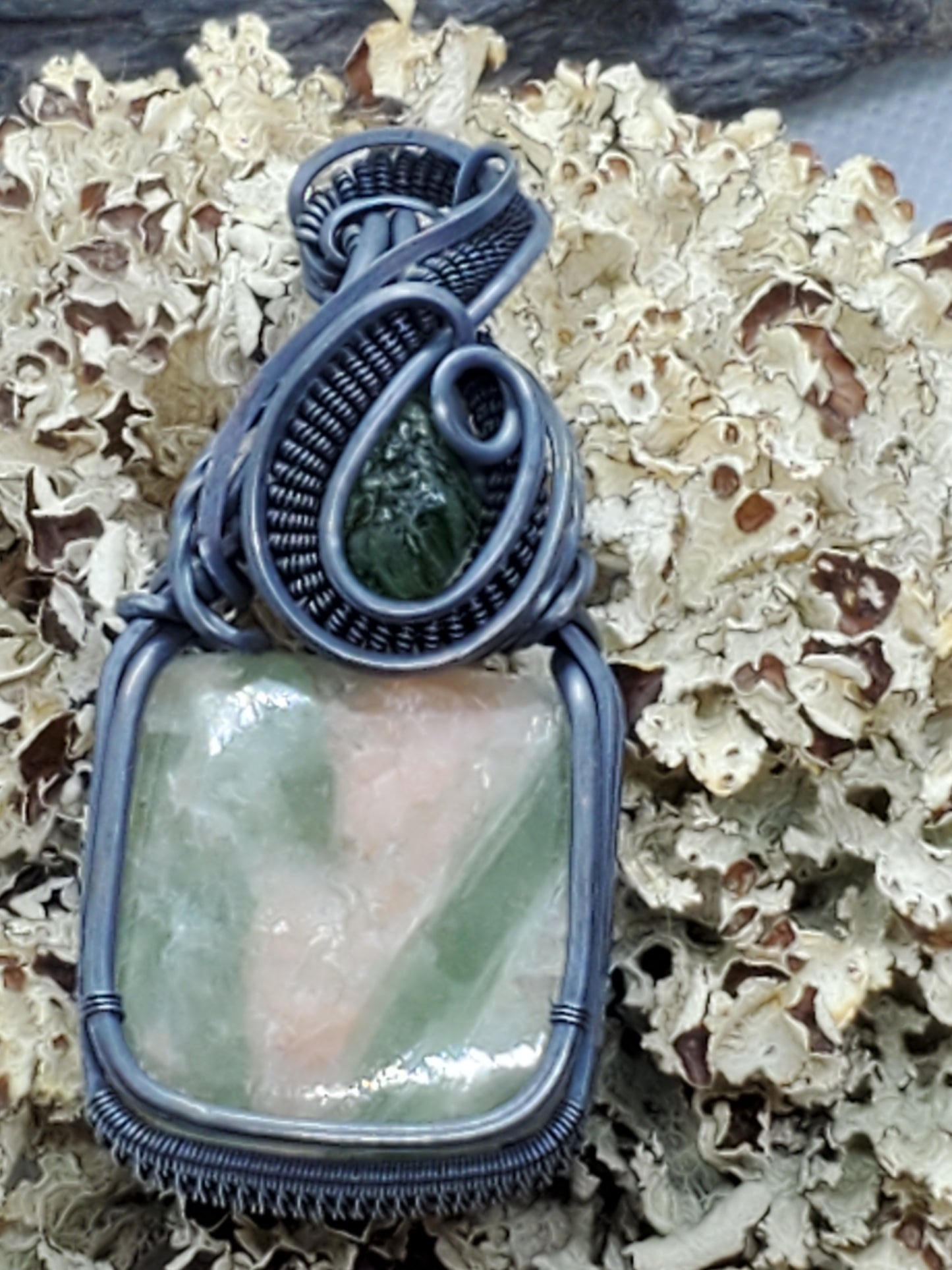 Seraphinite & sunstone with green tourmaline chunk