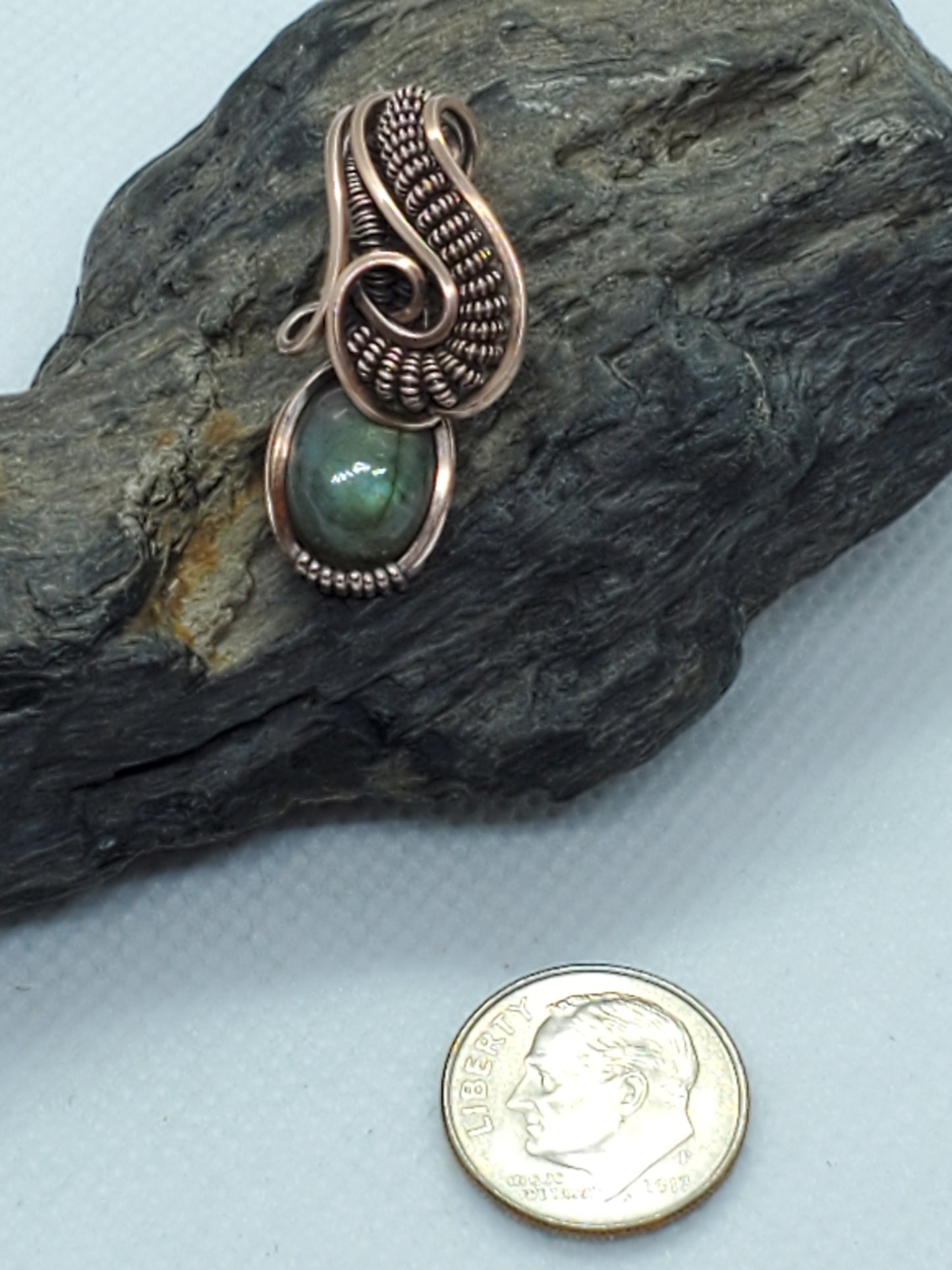 Blue/green Labradorite mini